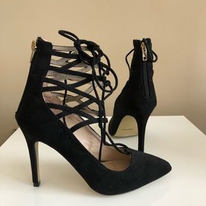 Black lace up heels!